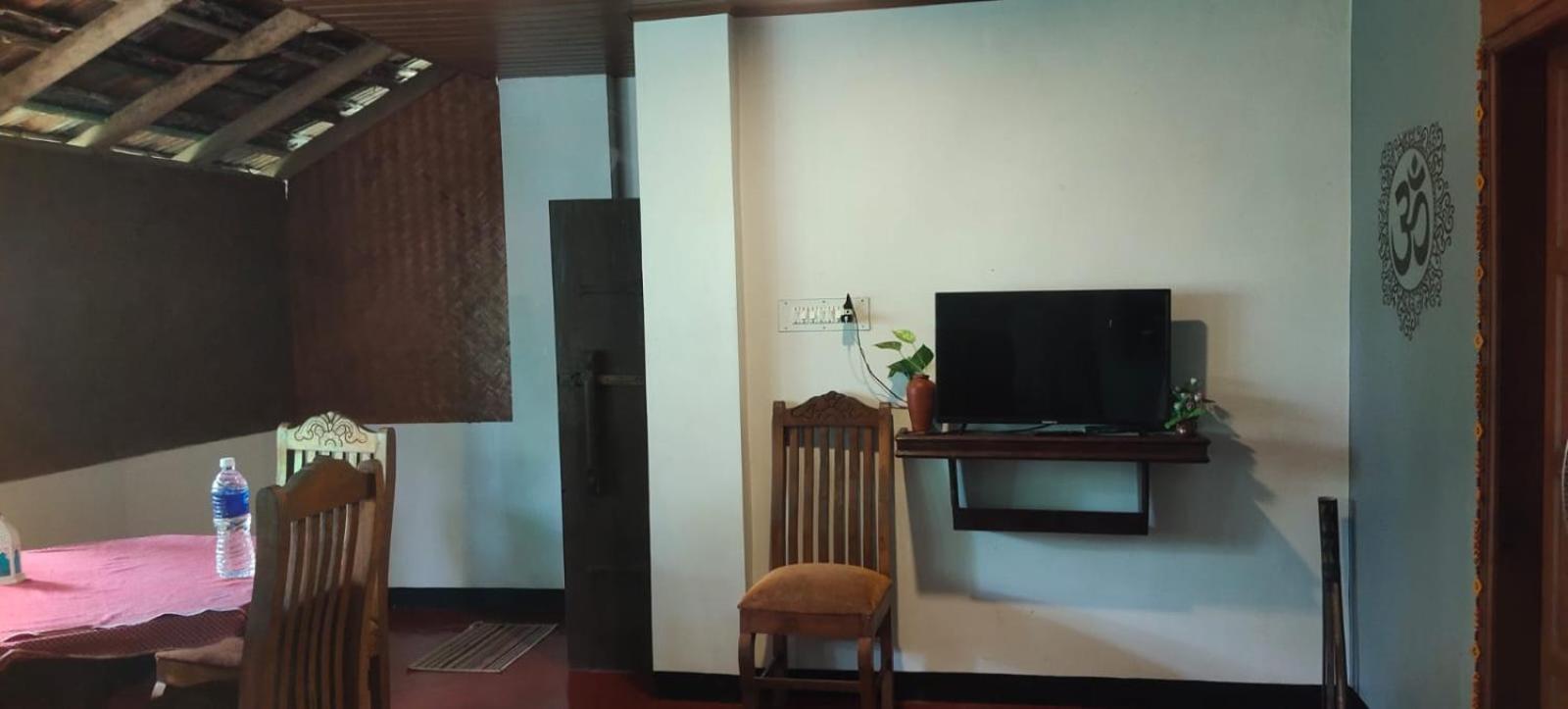 Ambadi'S Villa -Lake View Resort Pallipuram Exterior foto